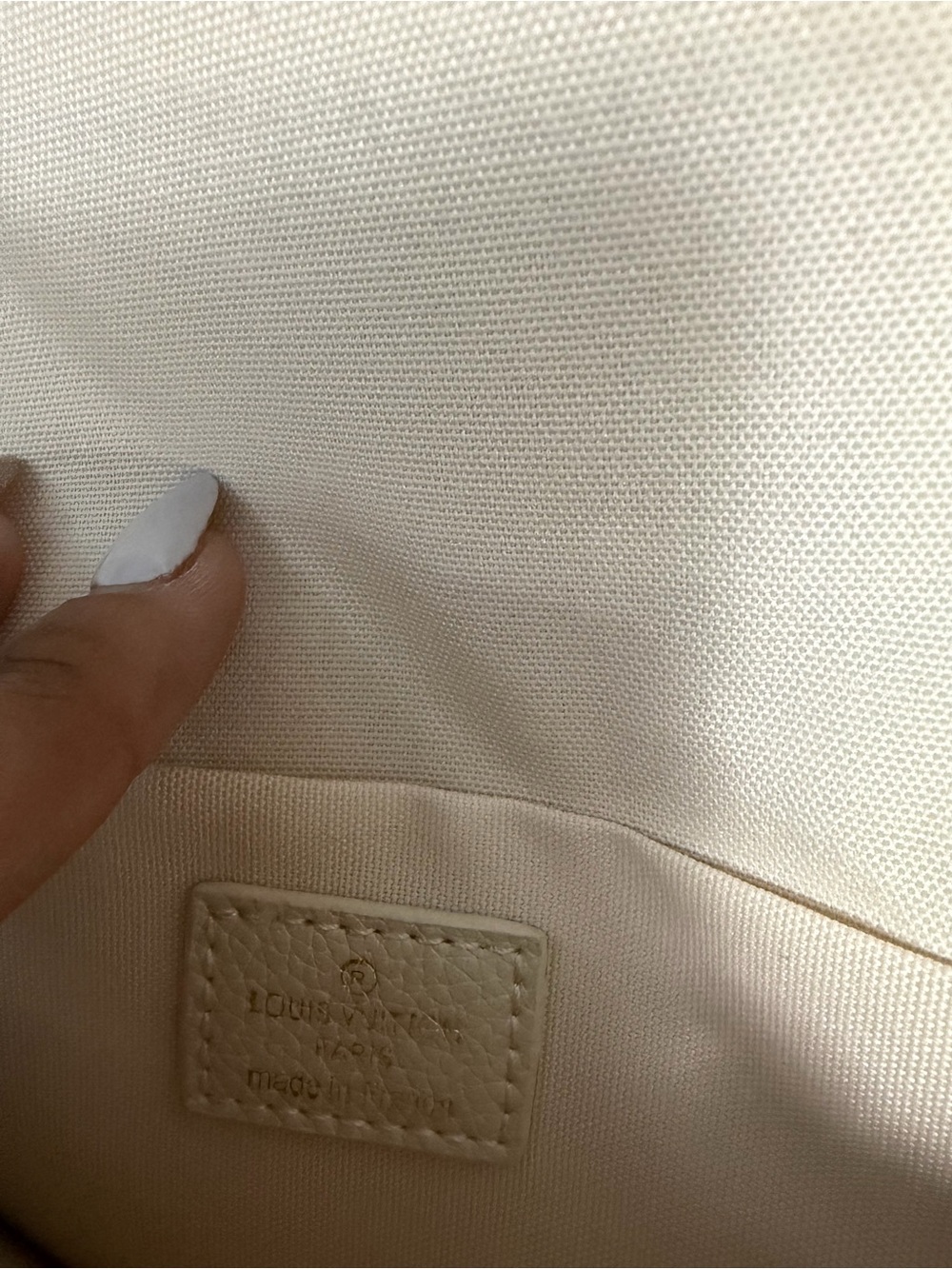 Louis Vuitton White & Pink Monogram Envelope Wristlet - Picture 6 of 8